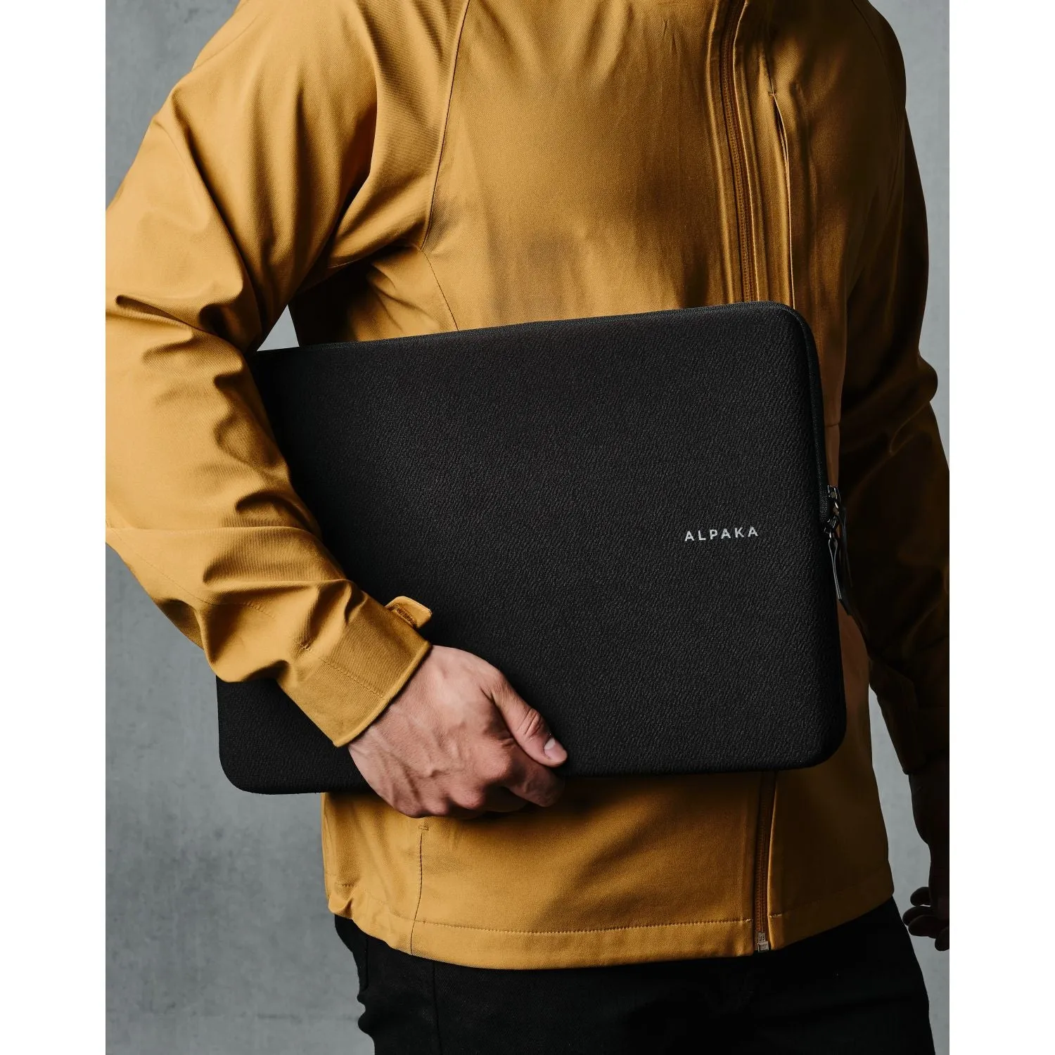ALPAKA Slim Laptop Sleeve 16"
