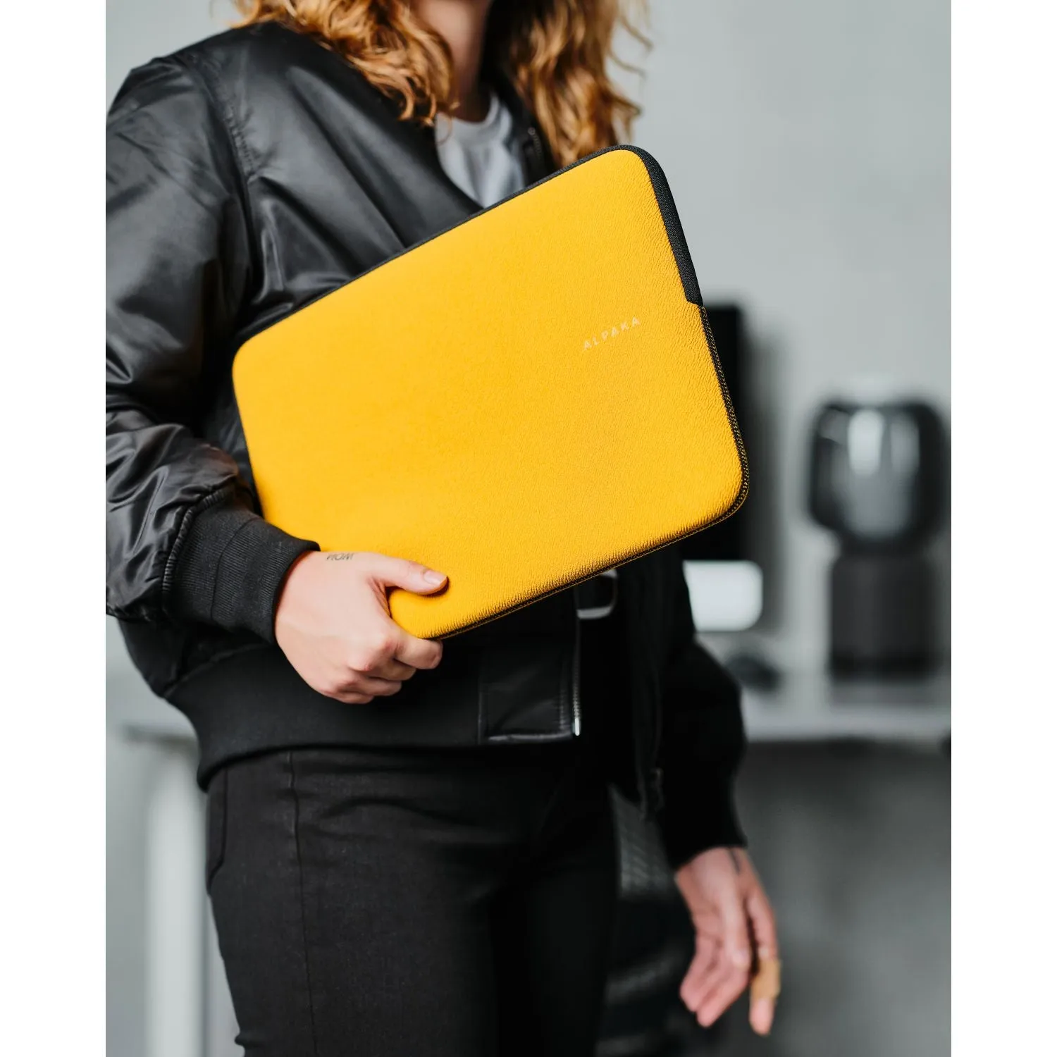 ALPAKA Slim Laptop Sleeve 16"