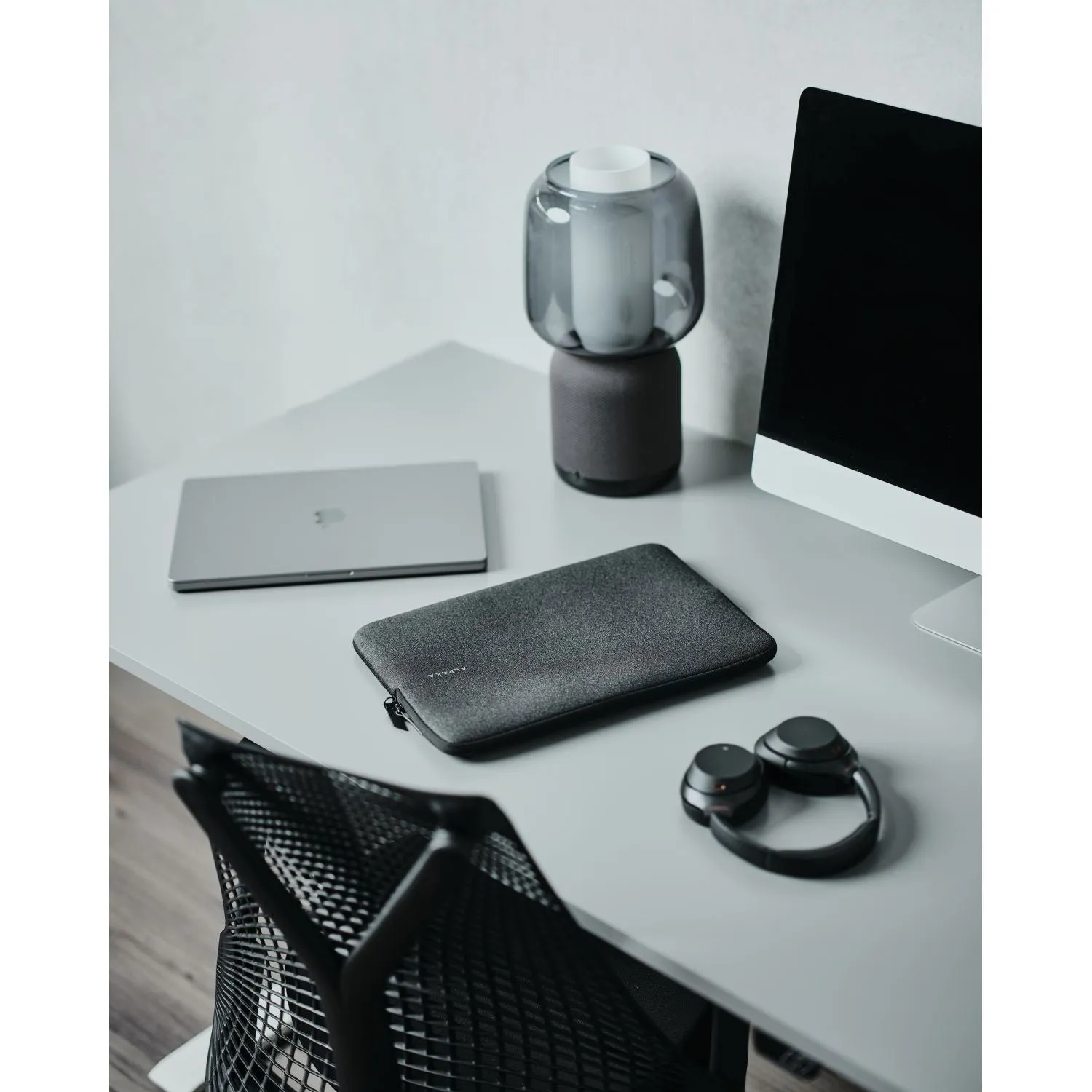 ALPAKA Slim Laptop Sleeve 16"