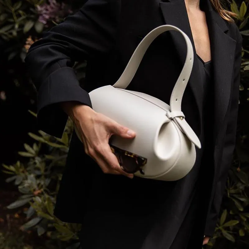 Guinevere | Sculpted Brown Leather Shoulder Bag – Modern Elegance & Artistic Sophistication
