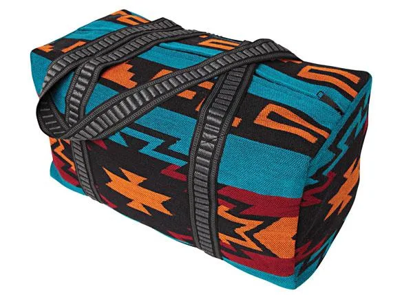 <font color="red">OVERSTOCK!!</font> 6 Beautiful Weekender Bags! Only $16 ea!