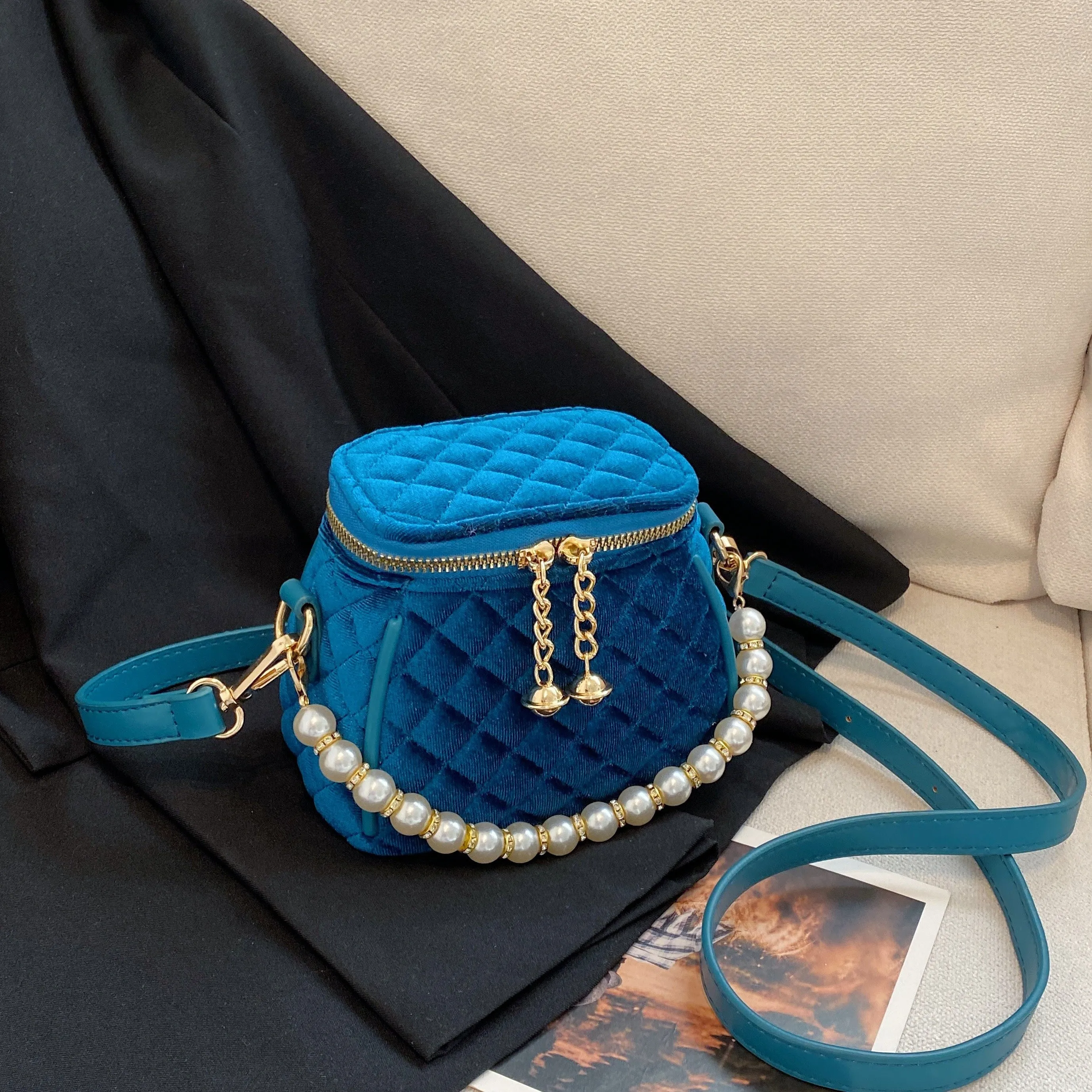 Mini Quilted Crossbody Chic Womens Fashion Handbag