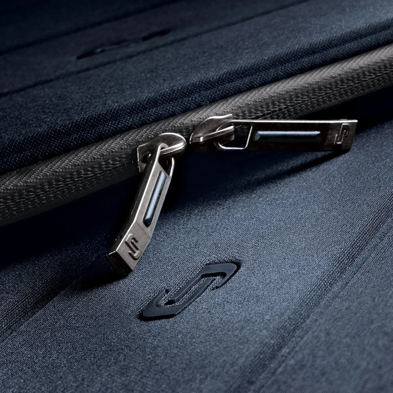 Solo Pro15.4" Neoprene Padded Laptop Sleeve