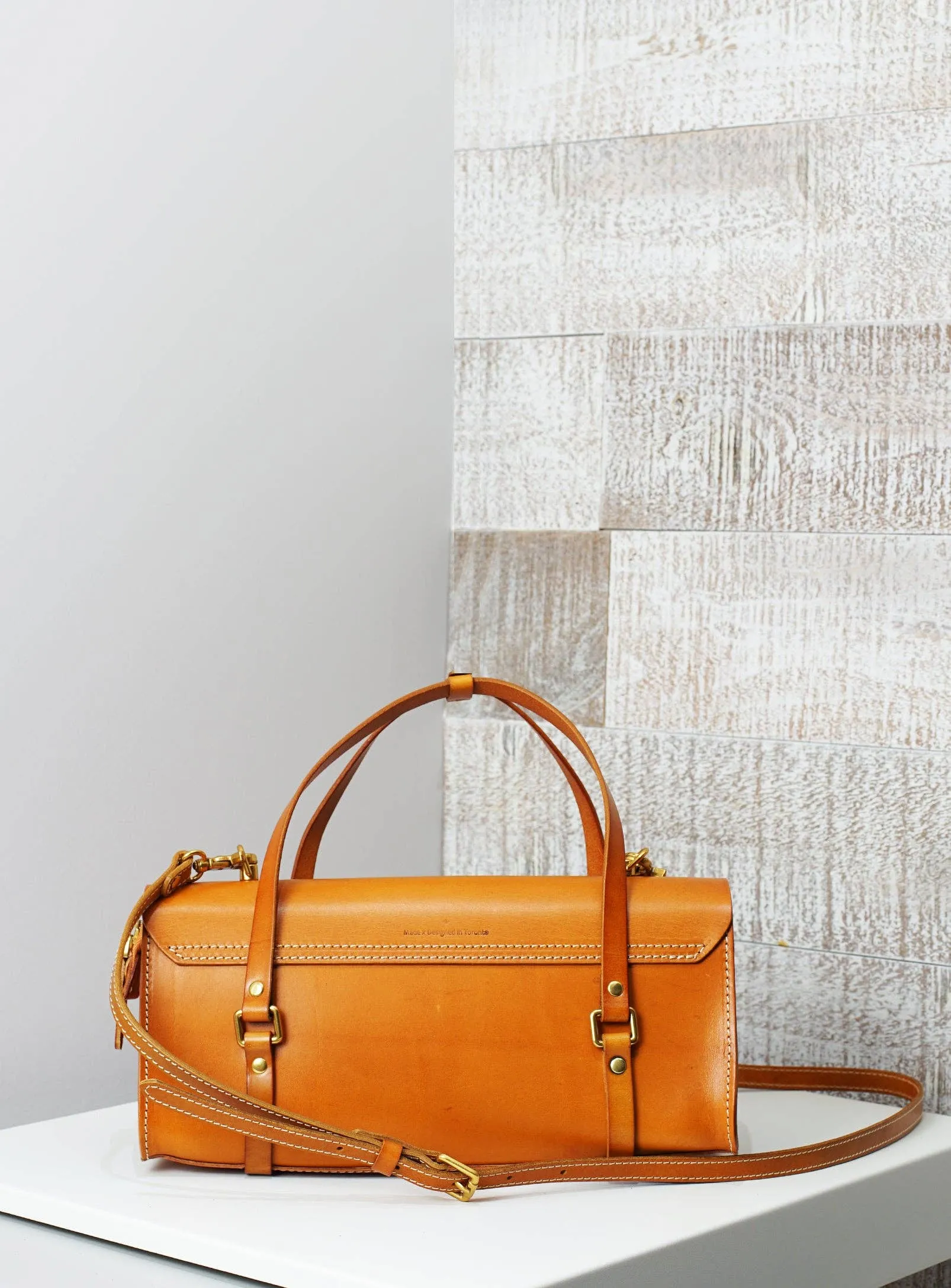 Vive Classic Baguette Satchel Apricot